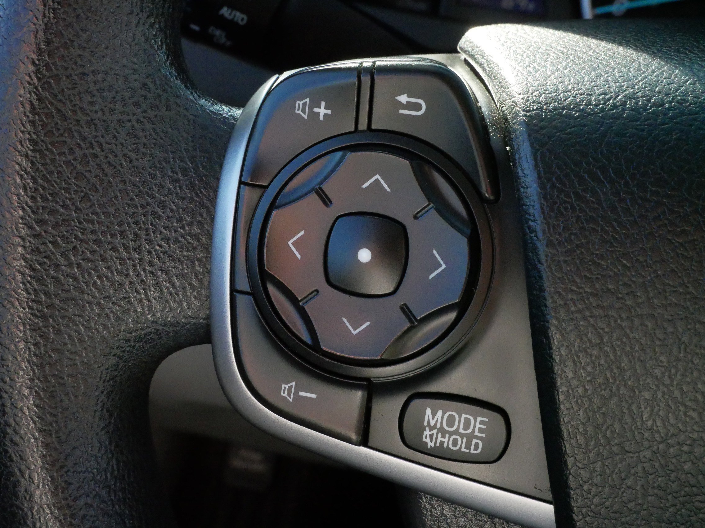 Used 2013 Toyota Camry LE image 26