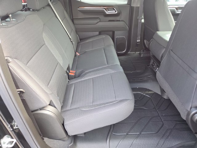 New 2026 Chevrolet Silverado 1500 LT w/ LPO, Liner Protection Package AWD/4WD image 18