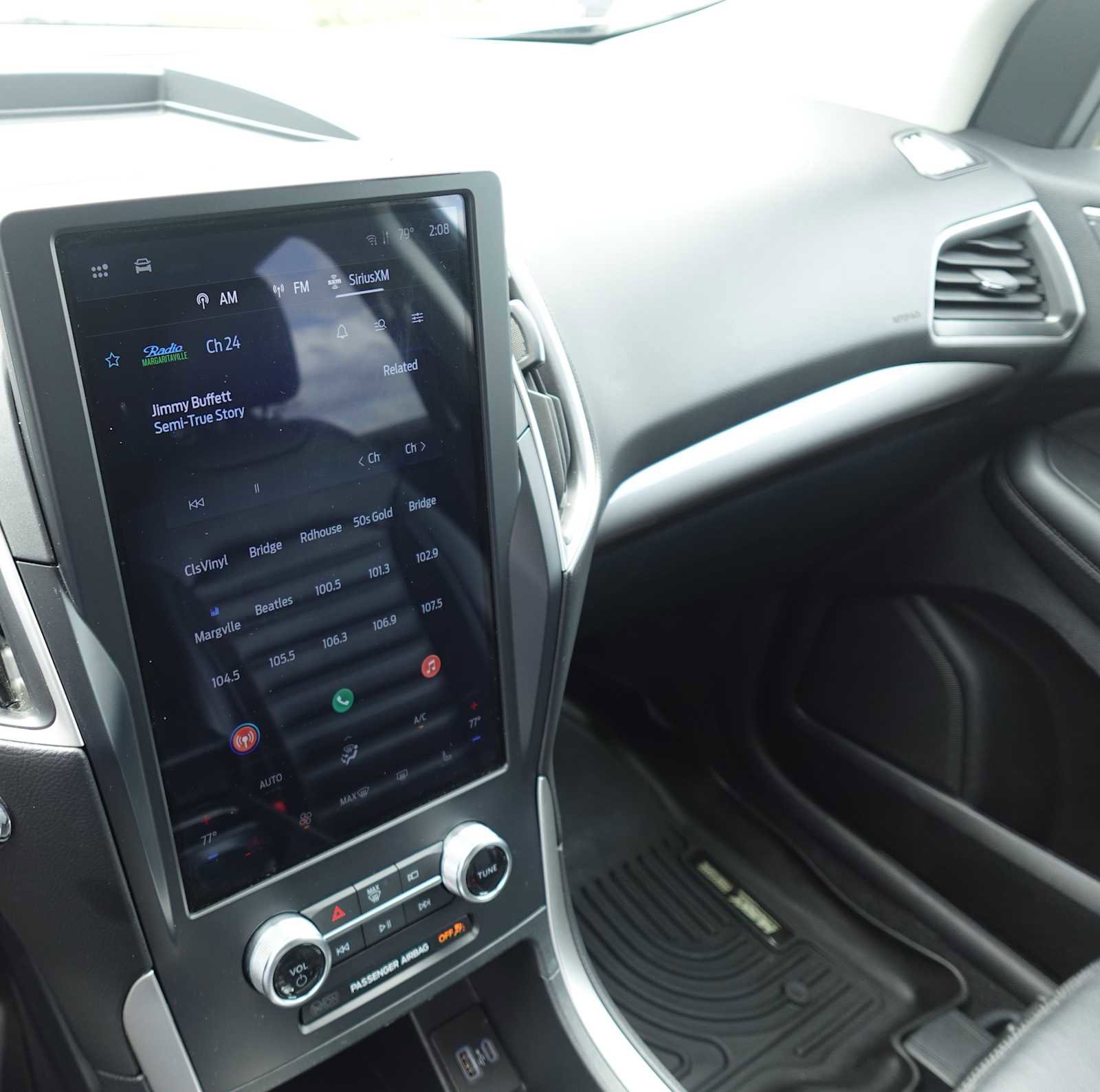 Used 2024 Ford Edge SEL AWD/4WD image 20