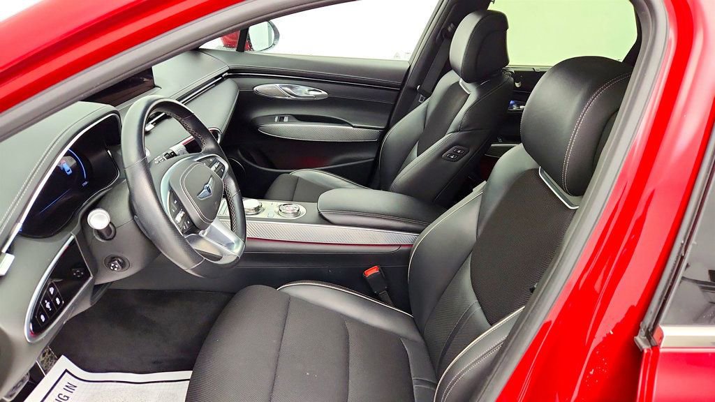 Used 2024 Genesis GV70 2.5T w/ Sport Prestige Package AWD/4WD image 21