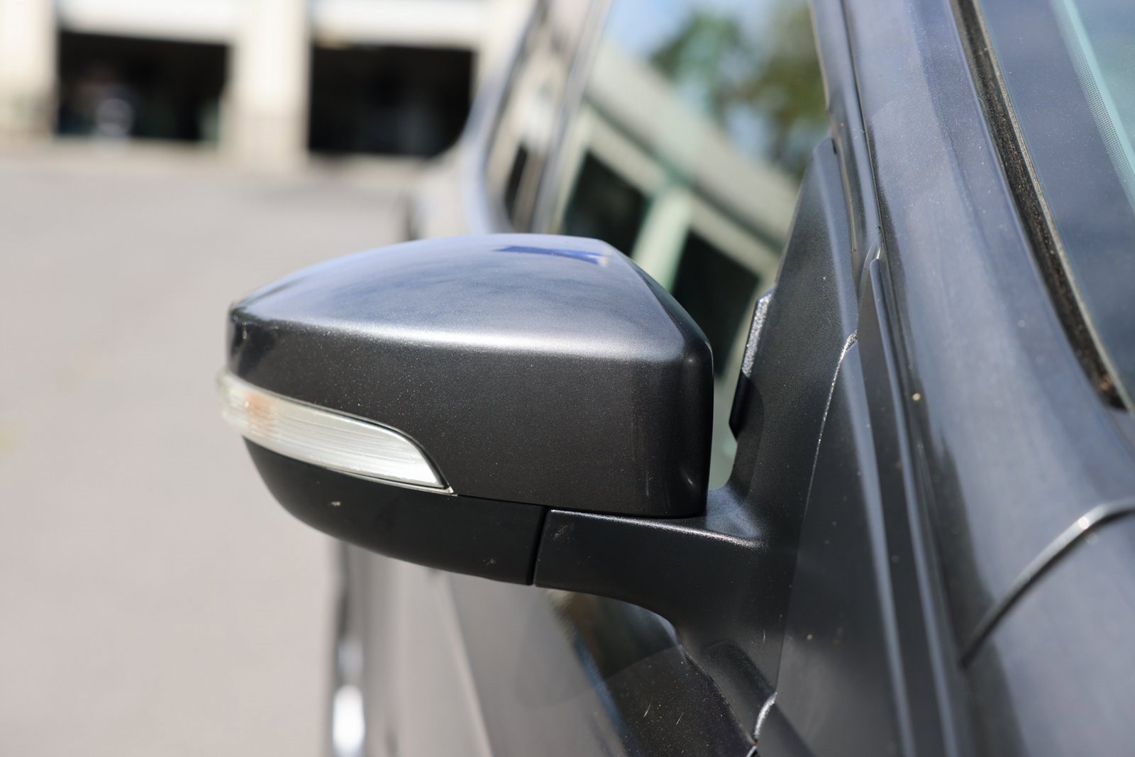 Certified 2019 Ford Escape Titanium image 33