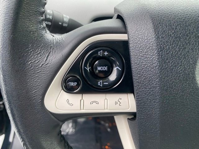 Certified 2017 Toyota Prius Three Touring w/ Carpet Mat Package FWD image 21