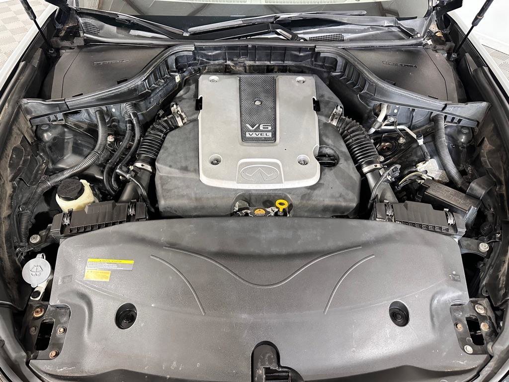 Used 2013 INFINITI M37 37x w/ Premium Pkg image 38