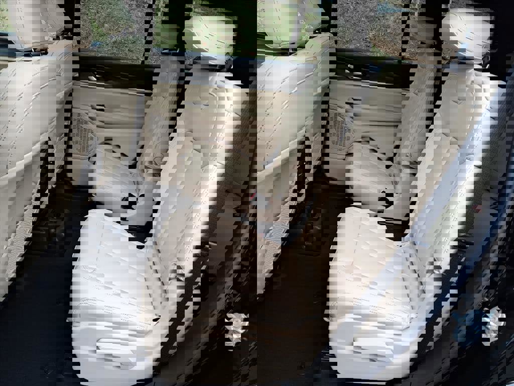 New 2025 Jeep Grand Cherokee L Limited w/ MOPAR Finishing Package image 6