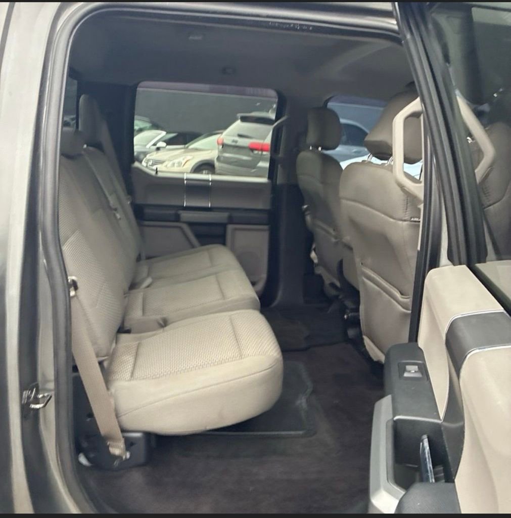 Used 2016 Ford F150 XLT w/ Equipment Group 302A Luxury image 15