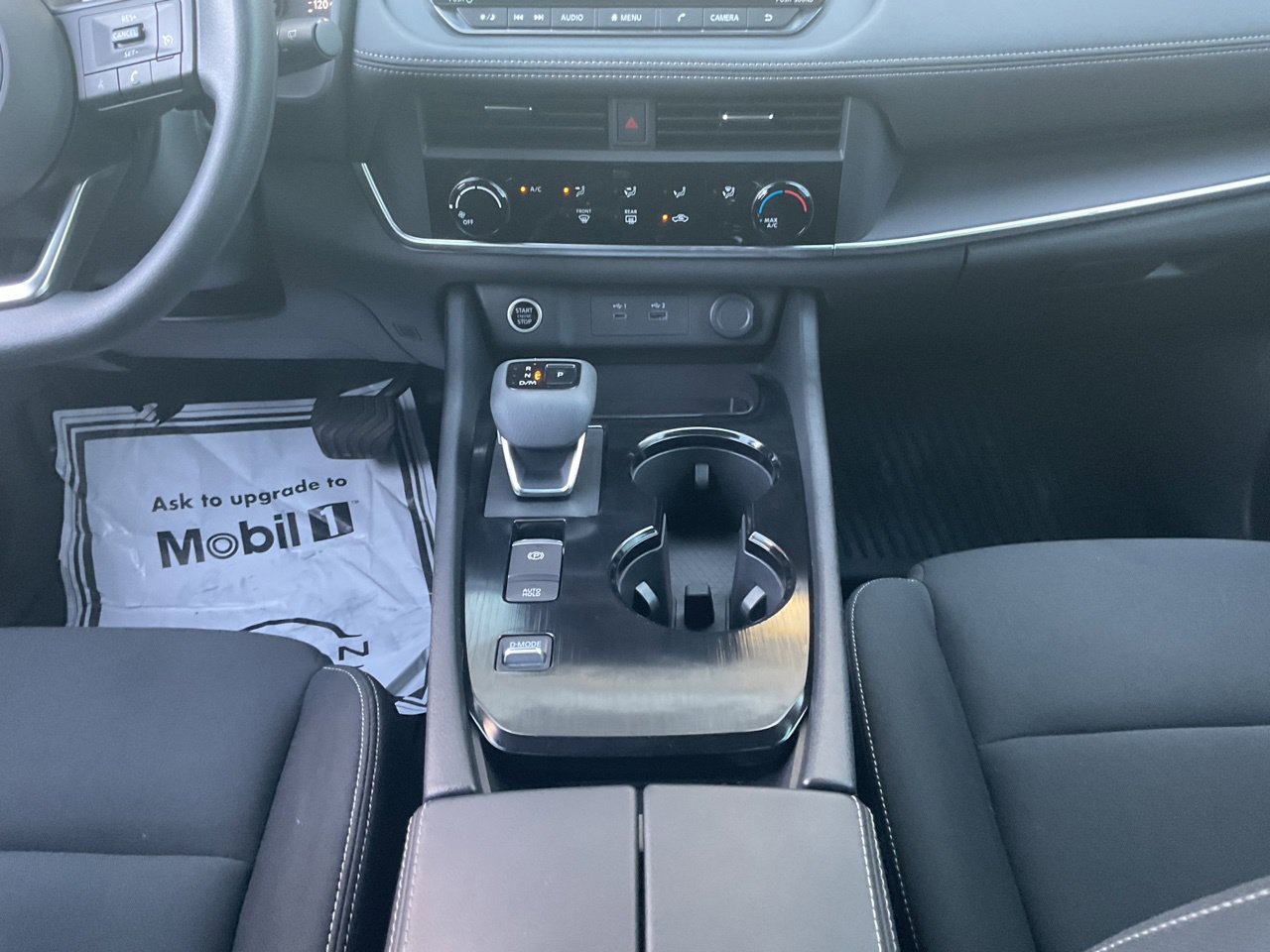 Used 2023 Nissan Rogue S FWD image 14