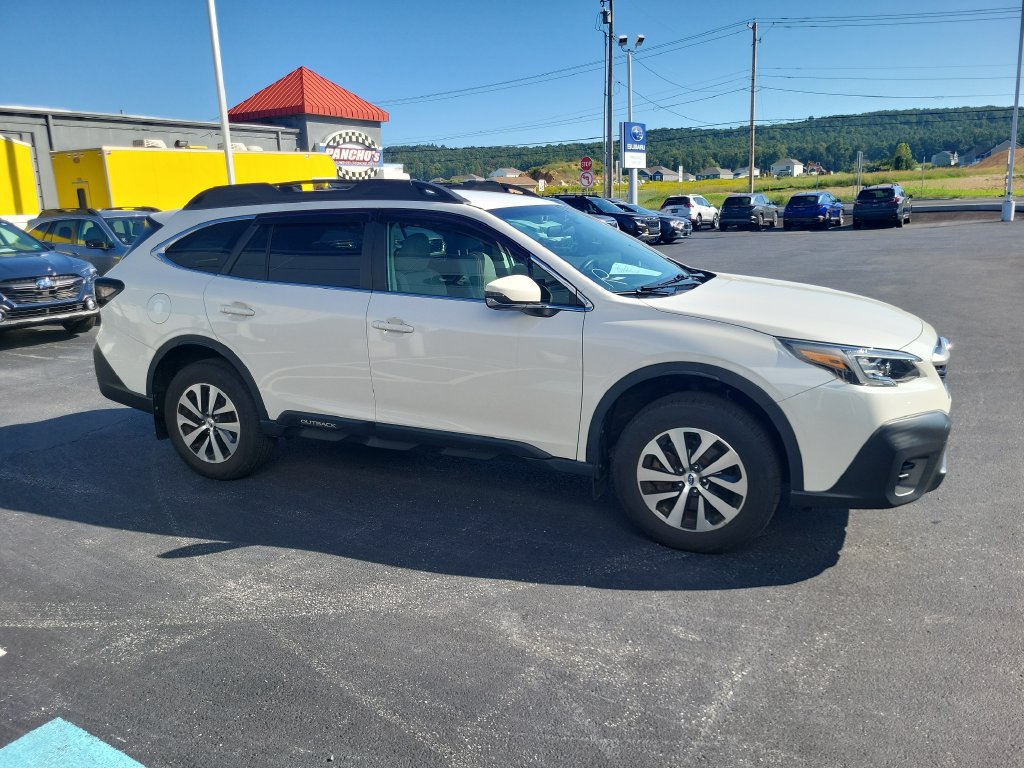 Certified 2022 Subaru Outback Premium AWD/4WD image 5