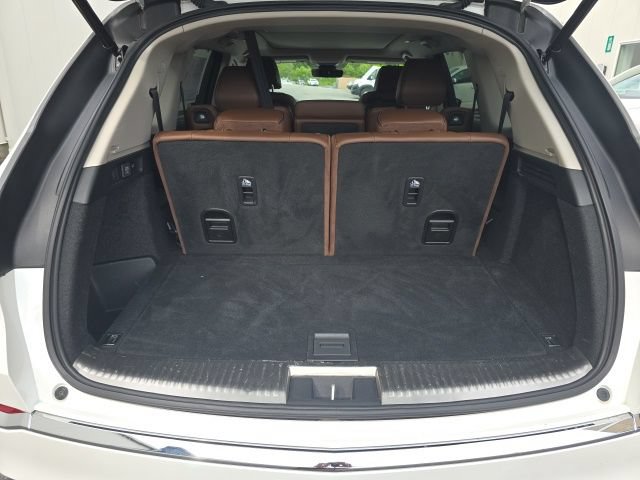 Used 2024 Acura MDX SH-AWD w/ Advance Package image 9