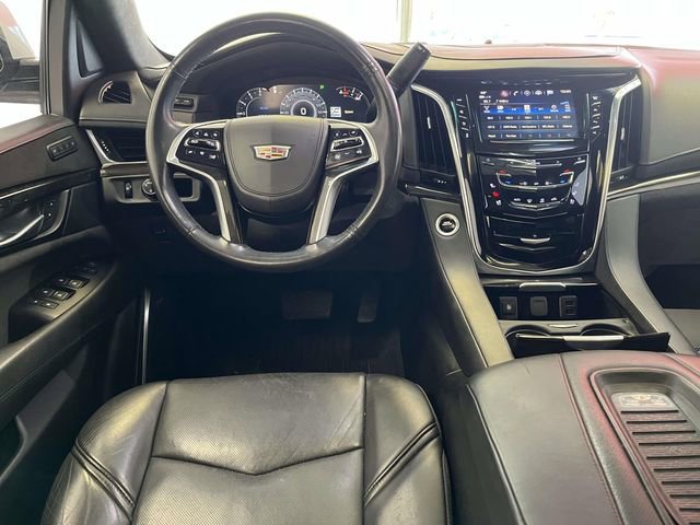 Used 2018 Cadillac Escalade Platinum image 9