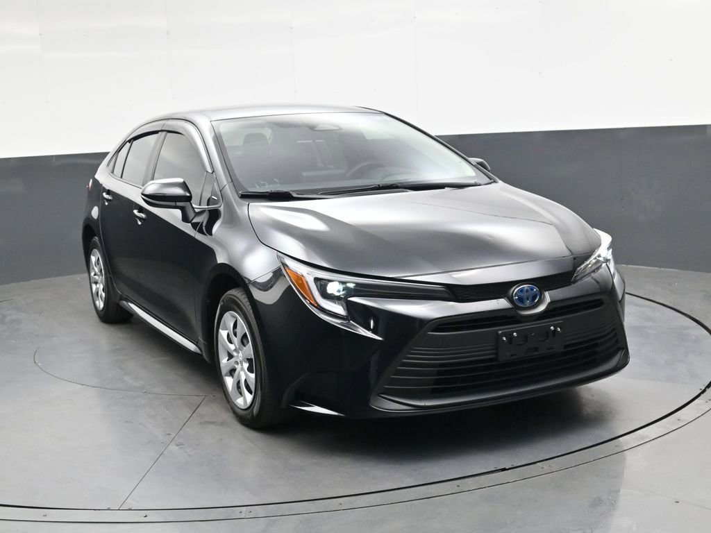 Used 2024 Toyota Corolla LE
