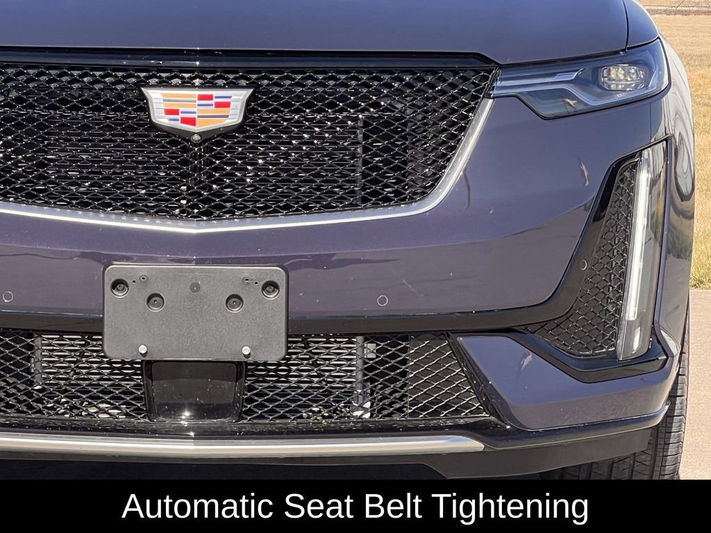 Used 2025 Cadillac XT6 Sport w/ Technology Package image 11