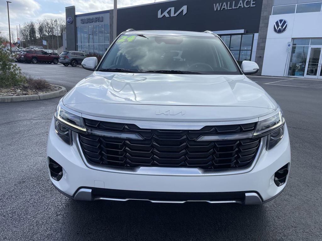 Certified 2024 Kia Seltos EX image 2