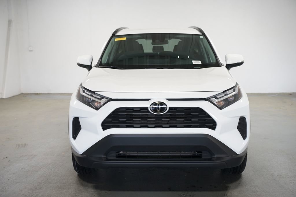 Certified 2025 Toyota RAV4 XLE AWD/4WD image 2