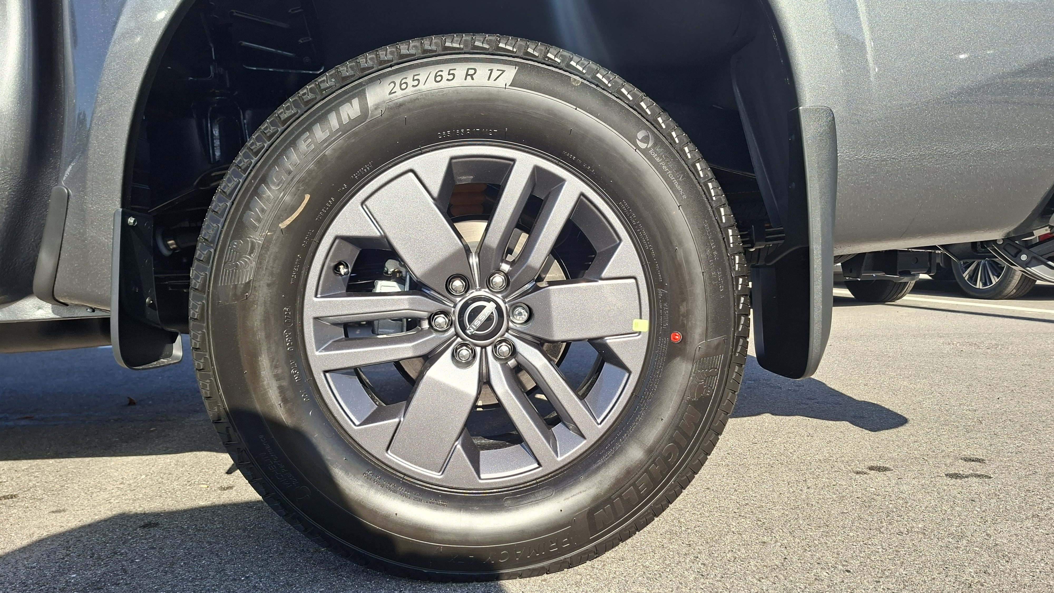 New 2026 Nissan Frontier SV w/ Tow Package AWD/4WD image 18