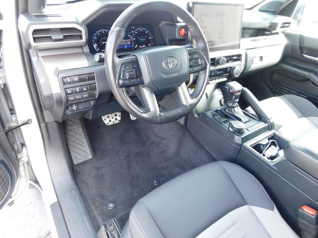 Used 2024 Toyota Tacoma TRD Sport w/ TRD Sport Upgrade Package AWD/4WD image 17