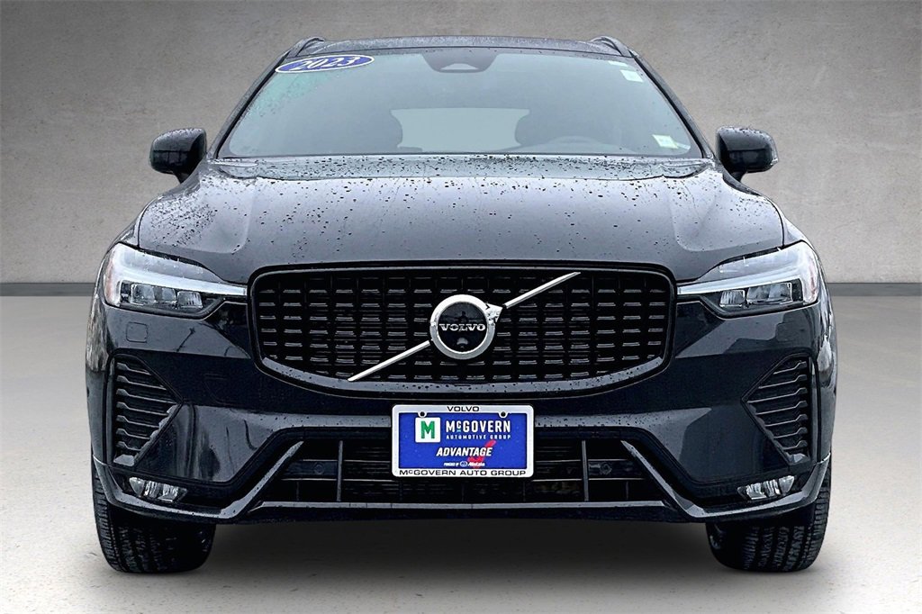 Used 2023 Volvo XC60 B5 Plus w/ Climate Package image 2