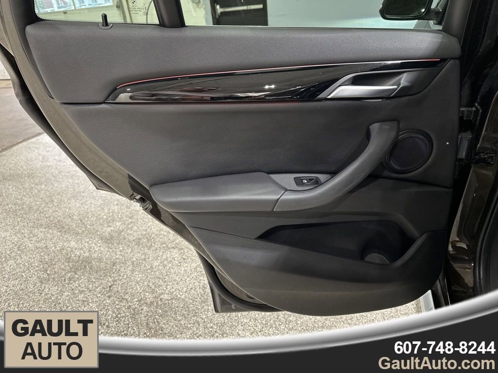 Used 2017 BMW X1 xDrive28i image 16