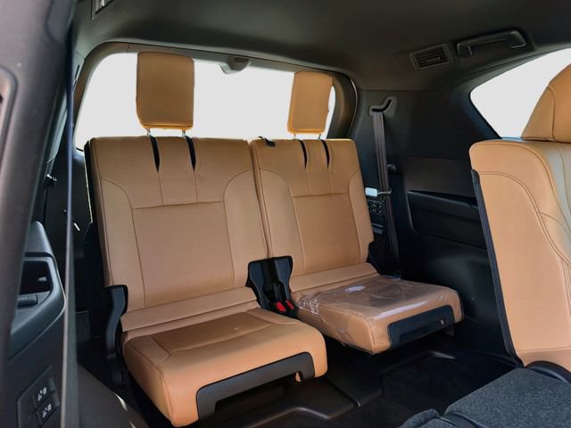 New 2026 Lexus LX 600 4WD w/ Luxury Package image 22