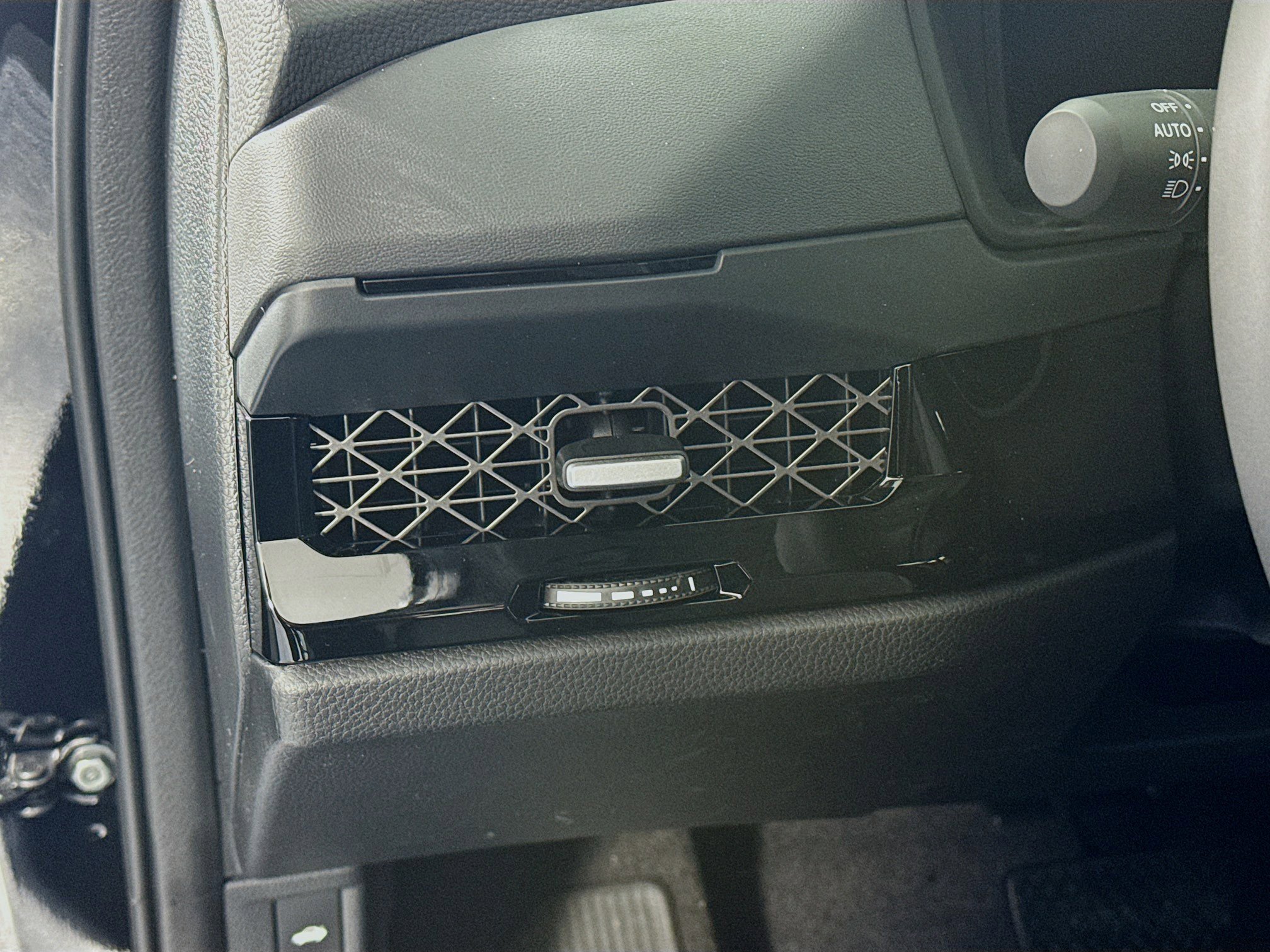 New 2026 Honda Accord EX-L image 10