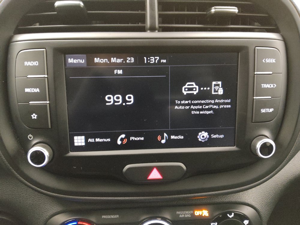 Used 2025 Kia Soul LX image 25