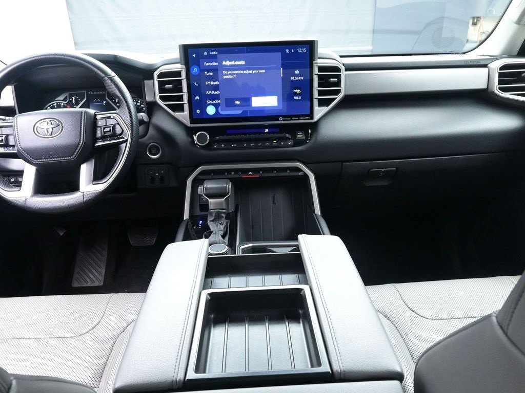 Used 2022 Toyota Tundra Limited image 9