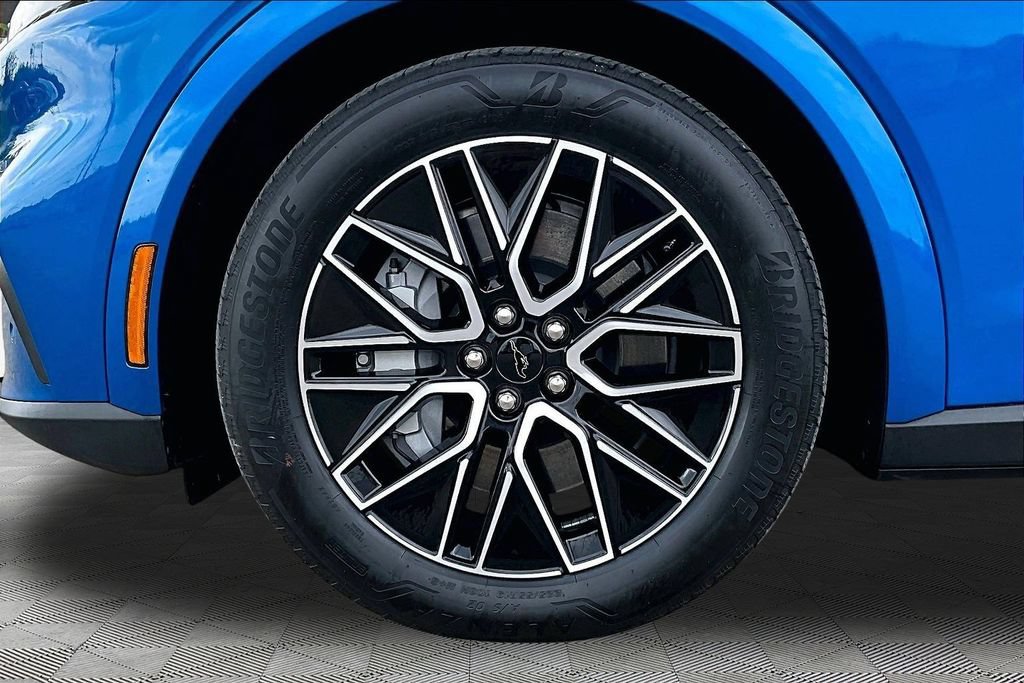 Used 2025 Ford Mustang Mach-E Premium AWD/4WD image 9