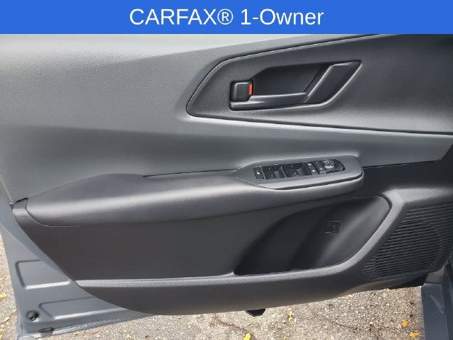 Used 2025 Toyota Prius LE FWD image 8
