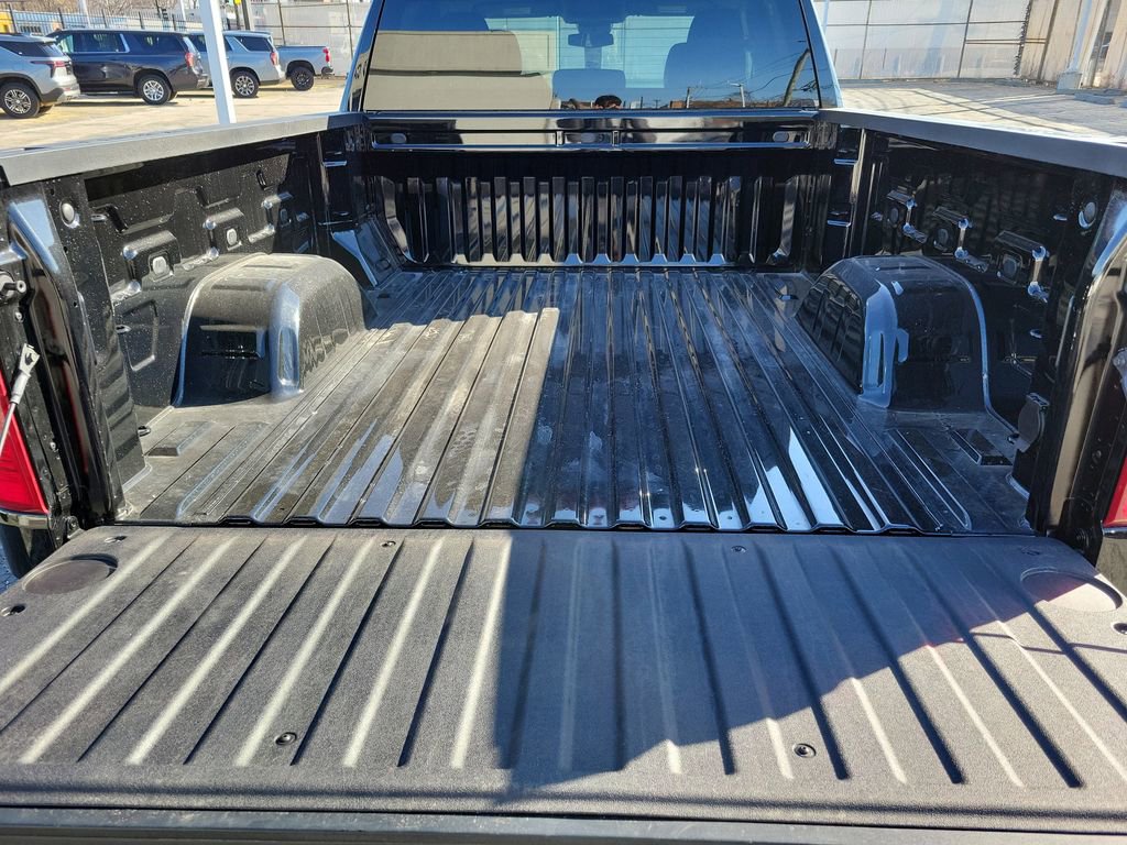 New 2025 Chevrolet Silverado 1500 LT image 9