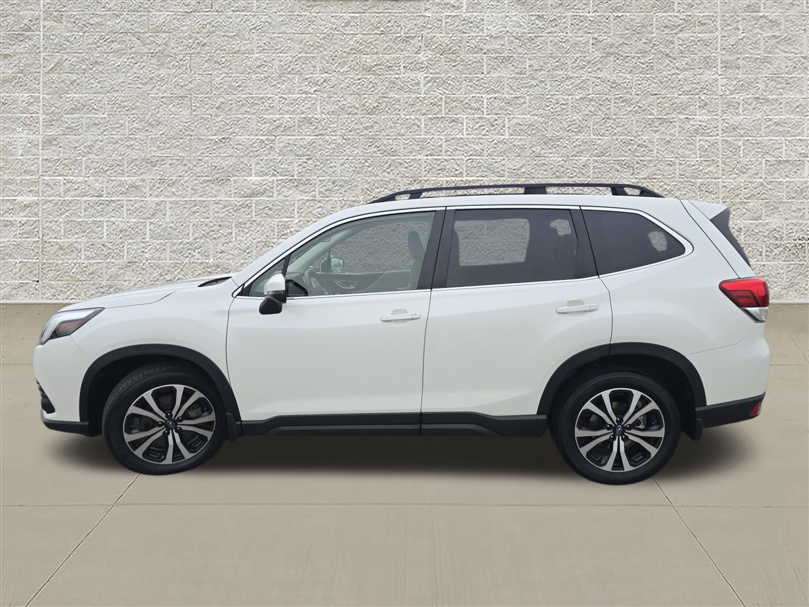 Certified 2022 Subaru Forester Limited w/ Popular Package #3 AWD/4WD image 4