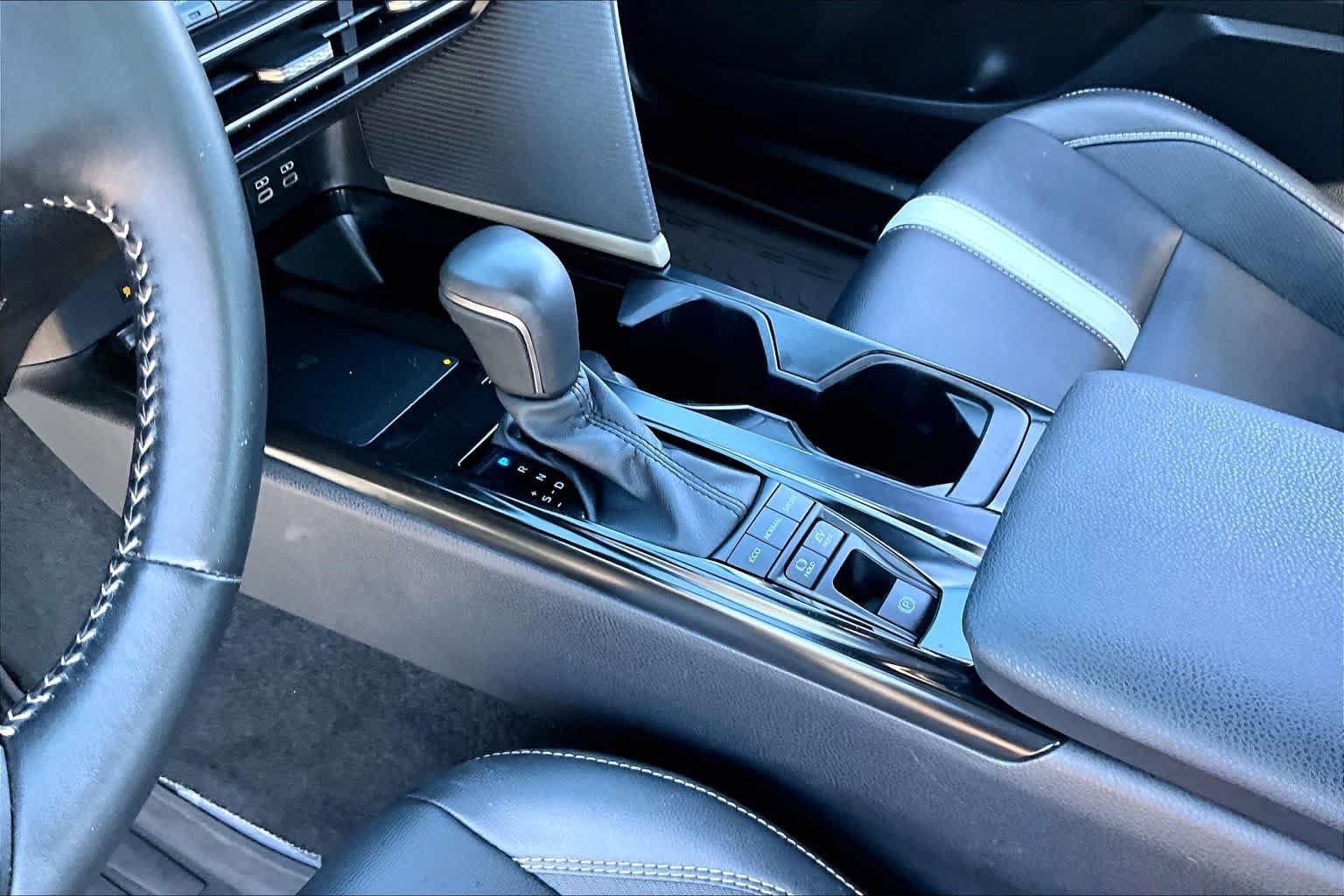 Certified 2025 Toyota Camry SE FWD image 16