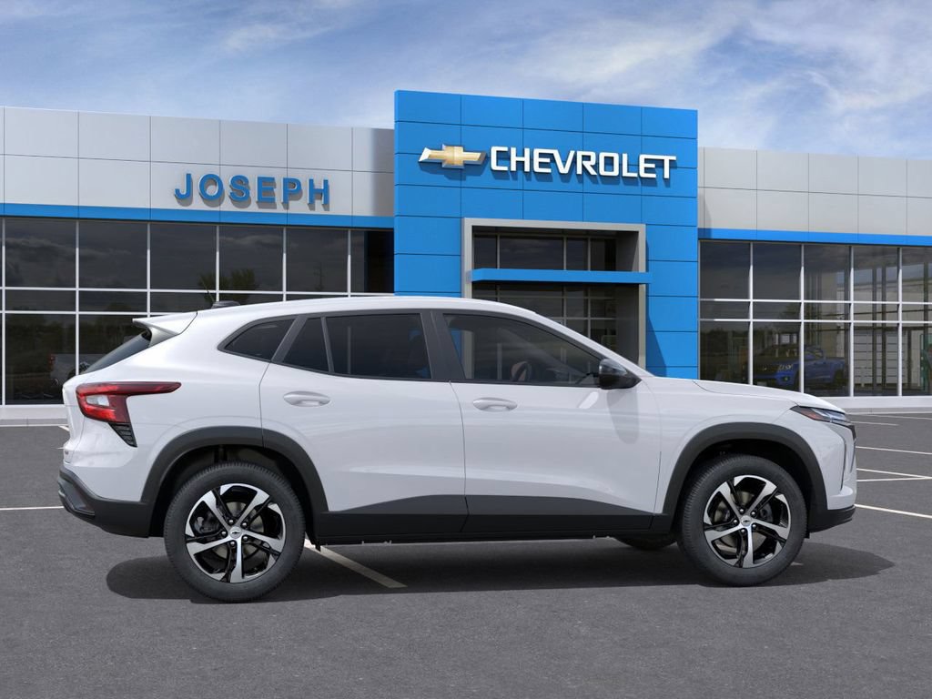 New 2026 Chevrolet Trax RS FWD image 5