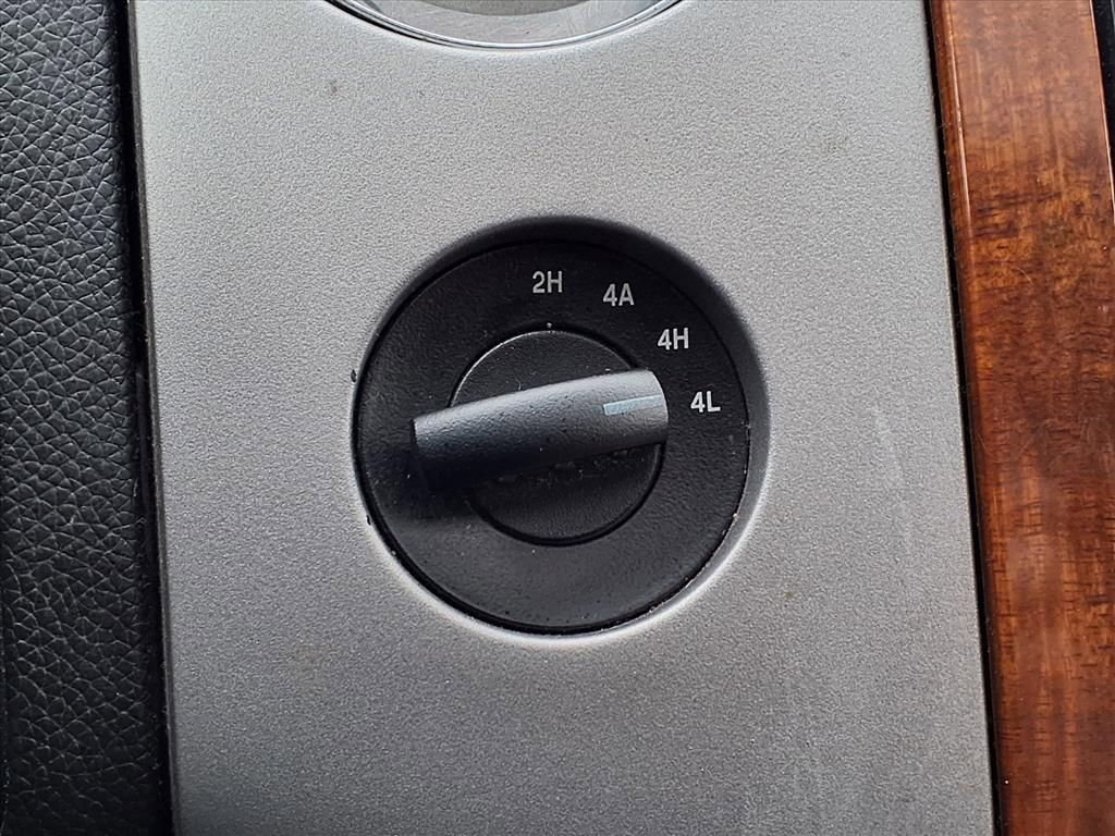 Used 2007 Ford Expedition Eddie Bauer image 28