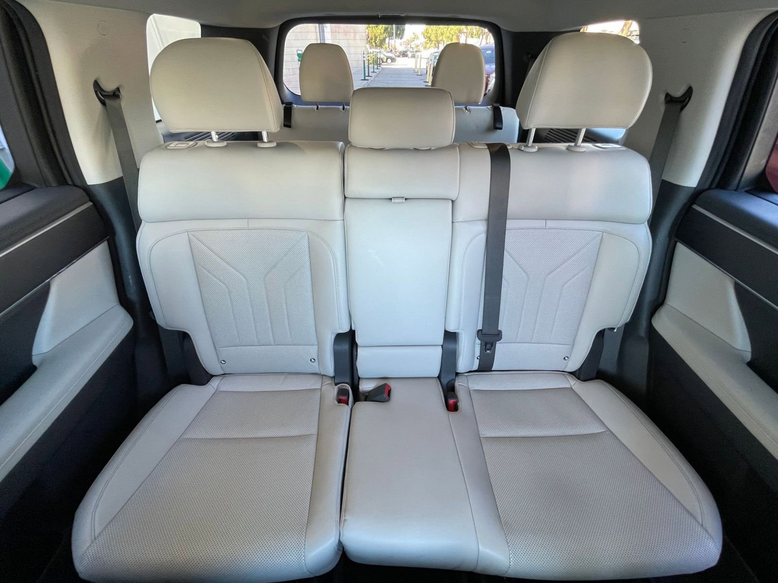 Used 2025 Hyundai Santa Fe SEL image 40