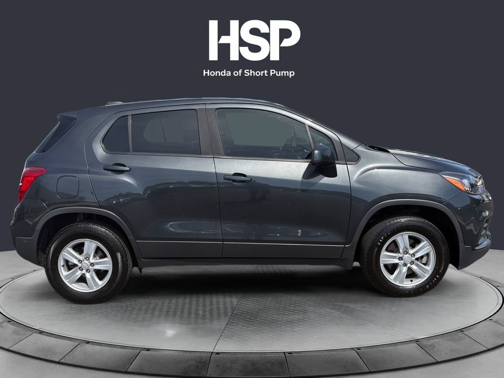 Used 2019 Chevrolet Trax LS w/ Tint and Cruise Package AWD/4WD image 6