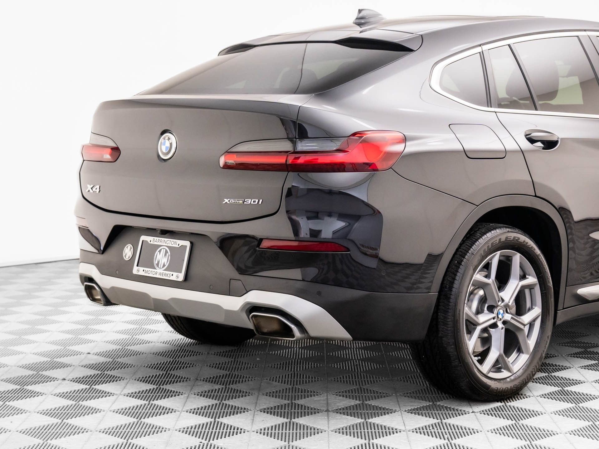 Certified 2025 BMW X4 xDrive30i image 35