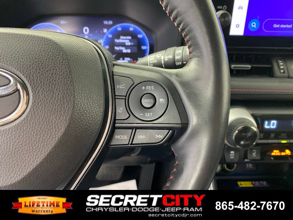 Used 2023 Toyota RAV4 XSE w/ Weather Package AWD/4WD image 14