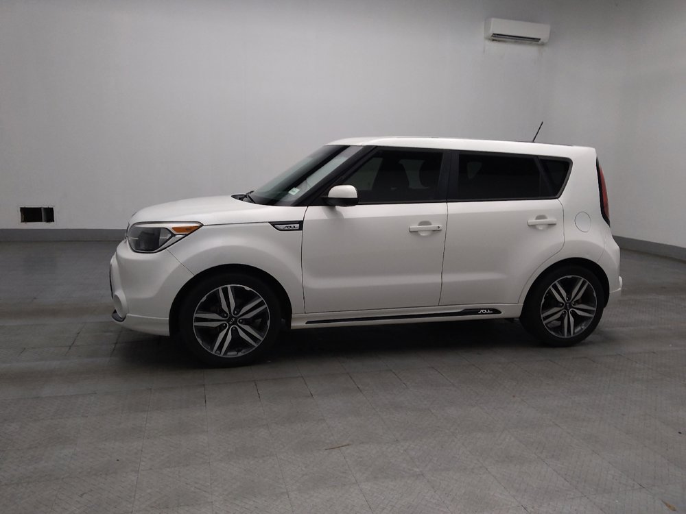Used 2016 Kia Soul + w/ Soulful Package FWD image 2