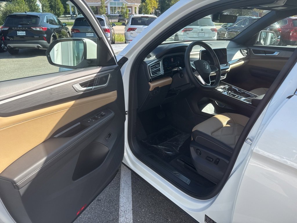 New 2026 Volkswagen Atlas Cross Sport SE image 18