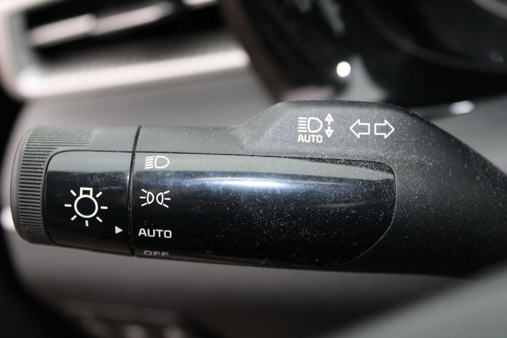 Used 2021 Kia K5 LXS image 35