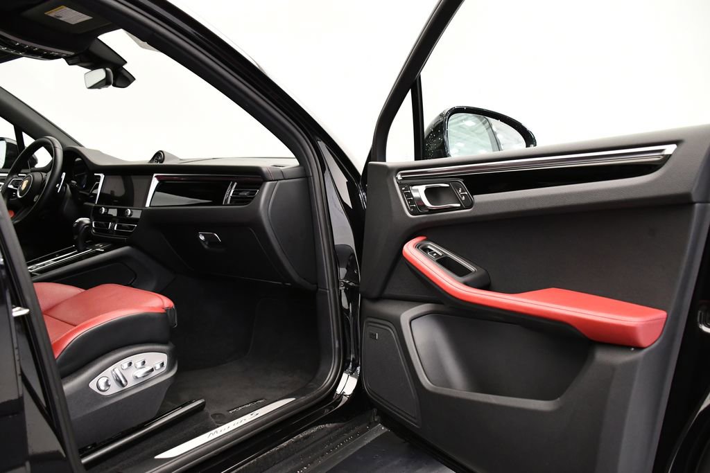 Used 2023 Porsche Macan S image 49