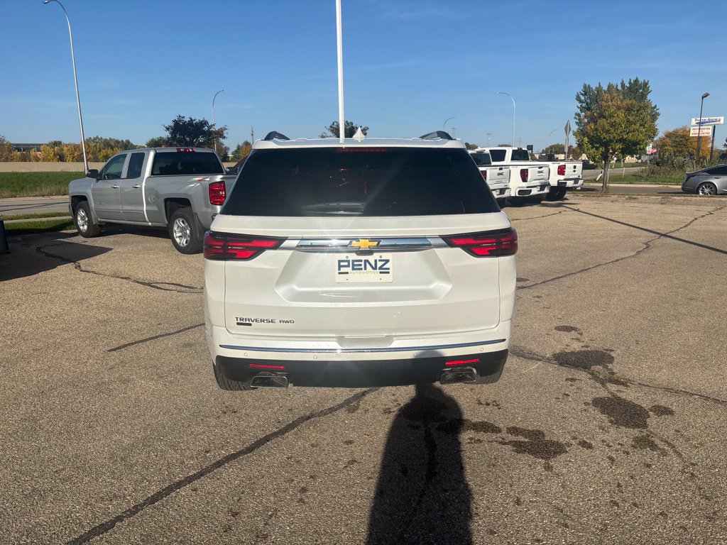 Used 2024 Chevrolet Traverse High Country AWD/4WD image 7
