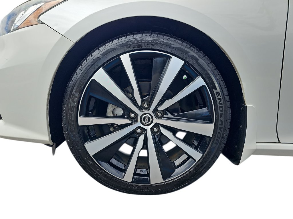 Used 2019 Nissan Altima 2.5 Platinum FWD image 31