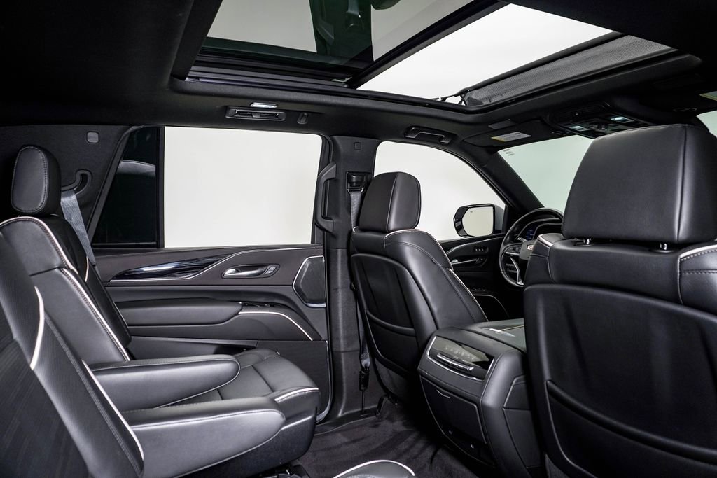 Used 2023 Cadillac Escalade Sport w/ Touring Package image 16