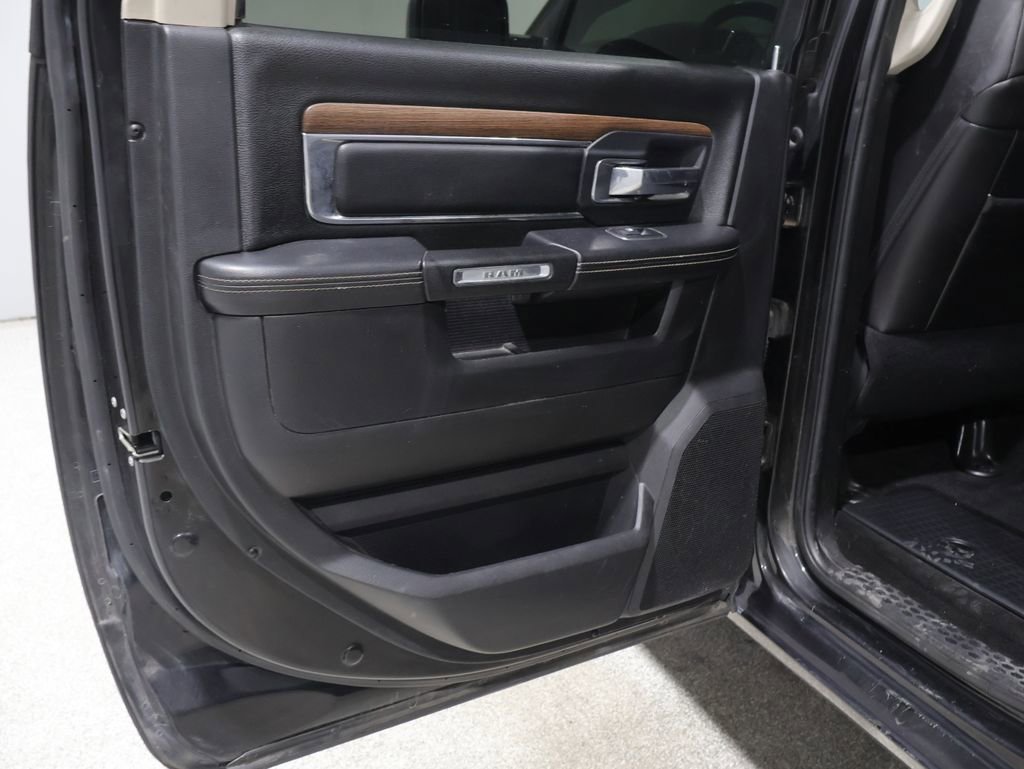 Used 2017 RAM 2500 Laramie w/ Sport Appearance Group image 19