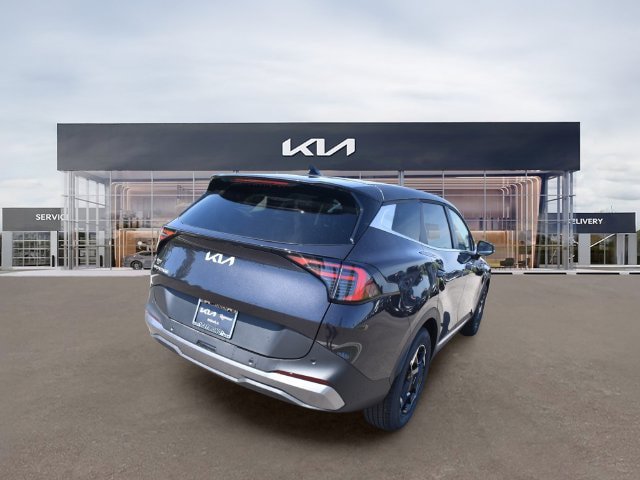 New 2026 Kia Sportage EX FWD image 4