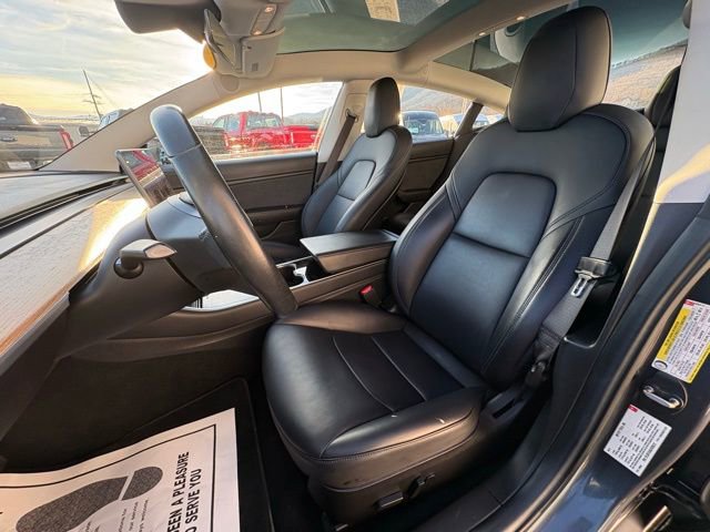 Used 2018 Tesla Model 3 Long Range image 24