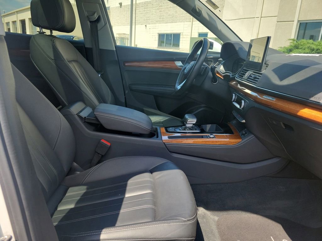 Used 2023 Audi Q5 2.0T Premium Plus AWD/4WD image 32