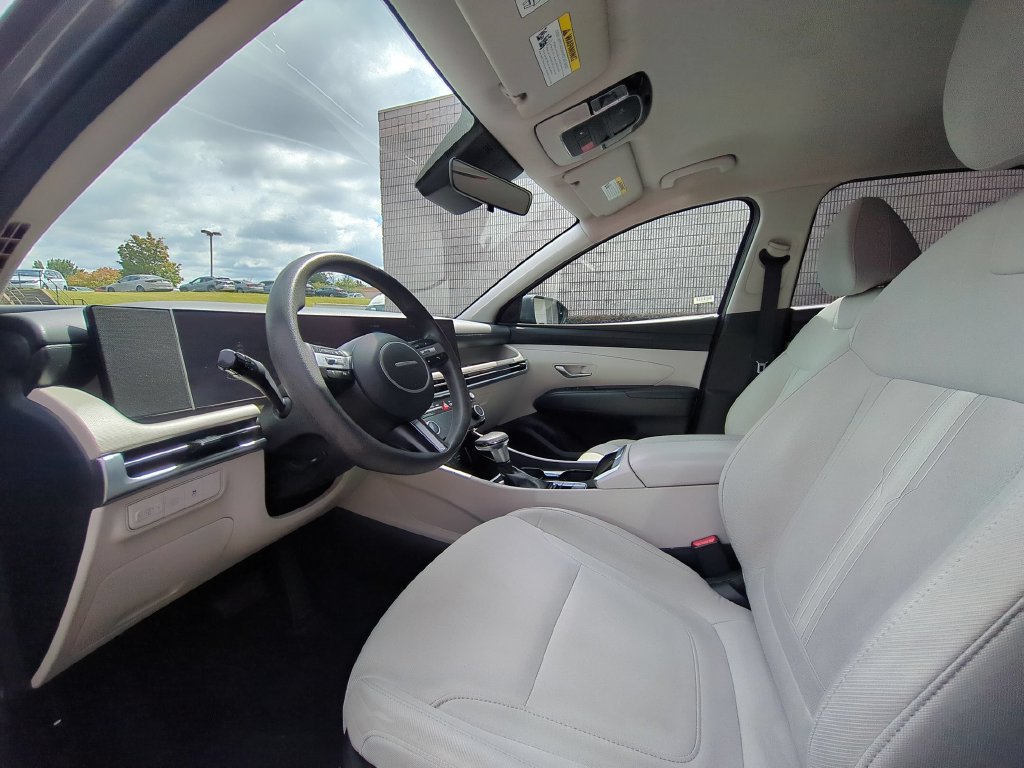Used 2025 Hyundai Tucson SEL AWD/4WD image 15