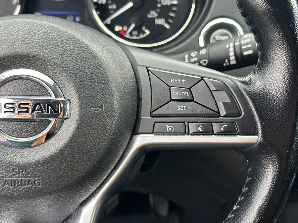 Used 2021 Nissan Rogue Sport SV image 25