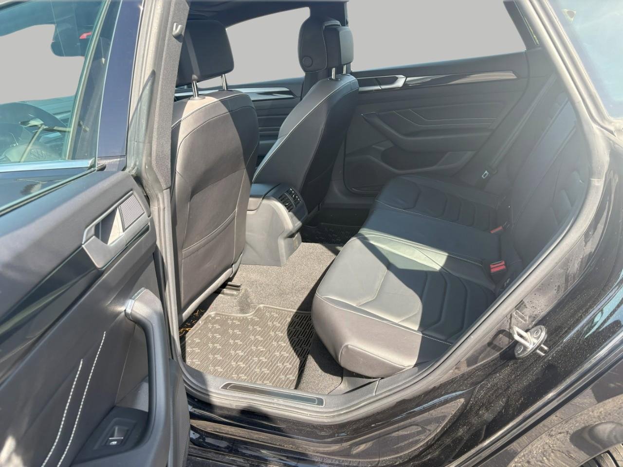 Used 2022 Volkswagen Arteon SEL image 22